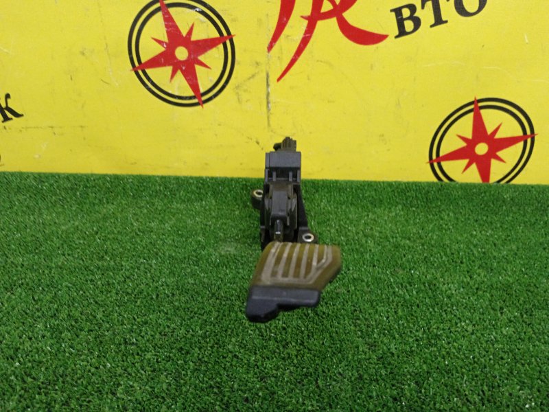 Педаль газа, 1000 рублей, Красноярск