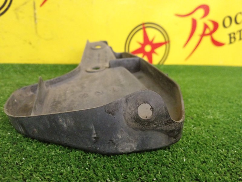 Подкрылок, 500 рублей, Красноярск