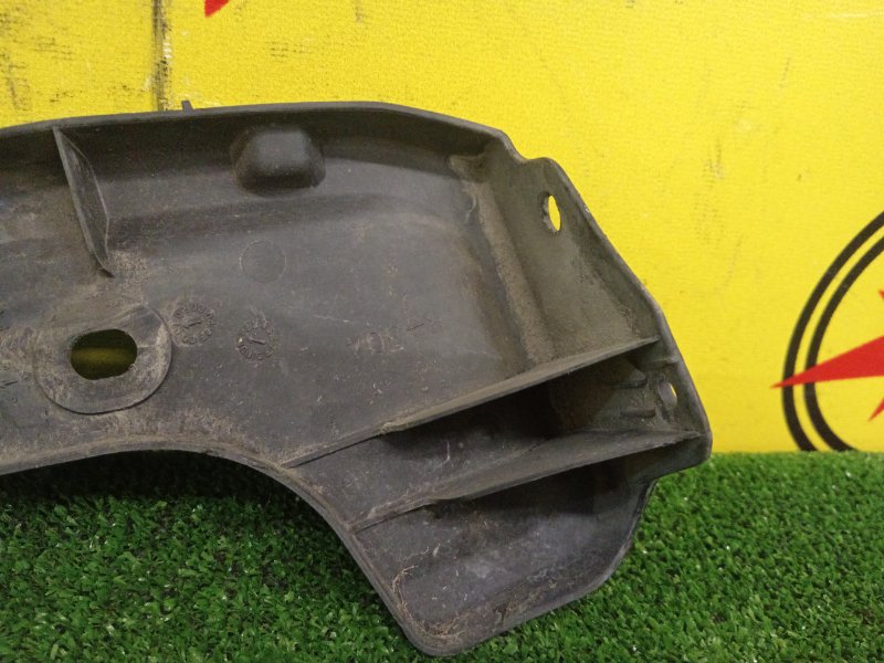 Подкрылок, 500 рублей, Красноярск