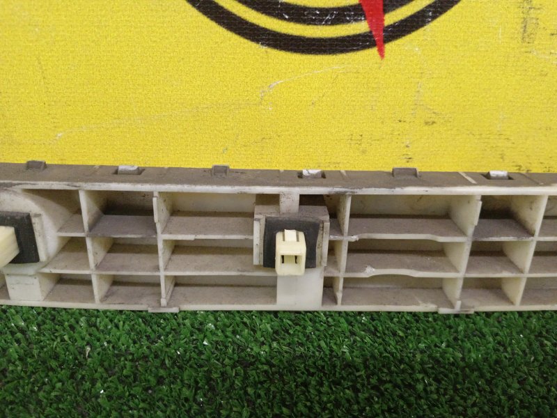 Клипса бампера, 500 рублей, Красноярск