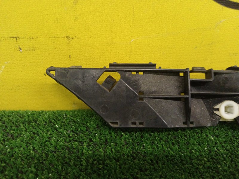 Клипса бампера, 500 рублей, Красноярск