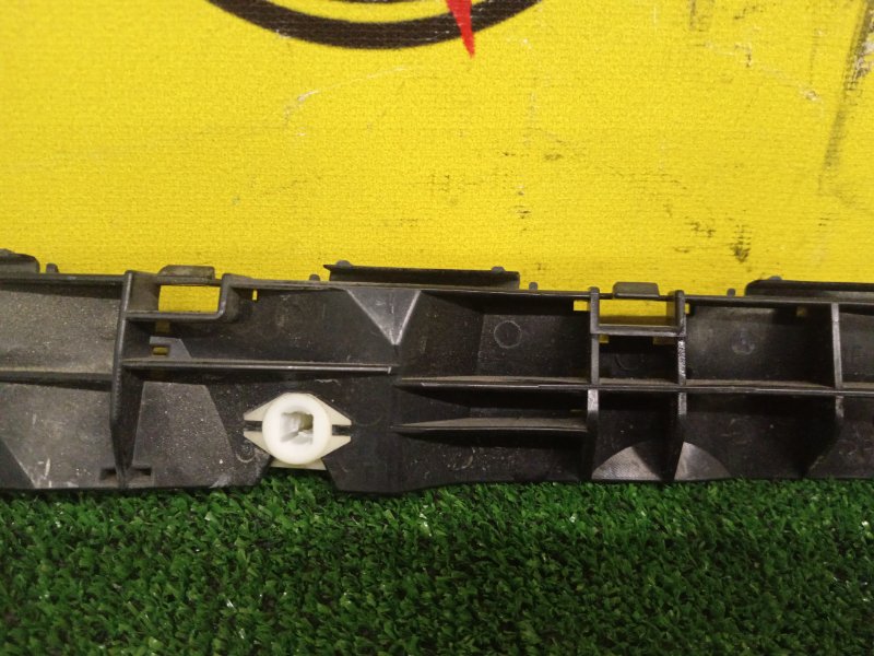 Клипса бампера, 500 рублей, Красноярск