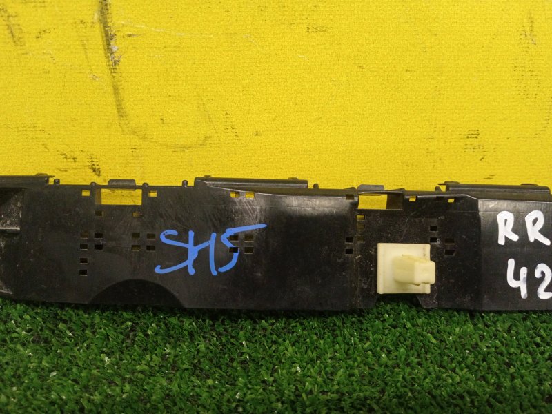 Клипса бампера, 500 рублей, Красноярск