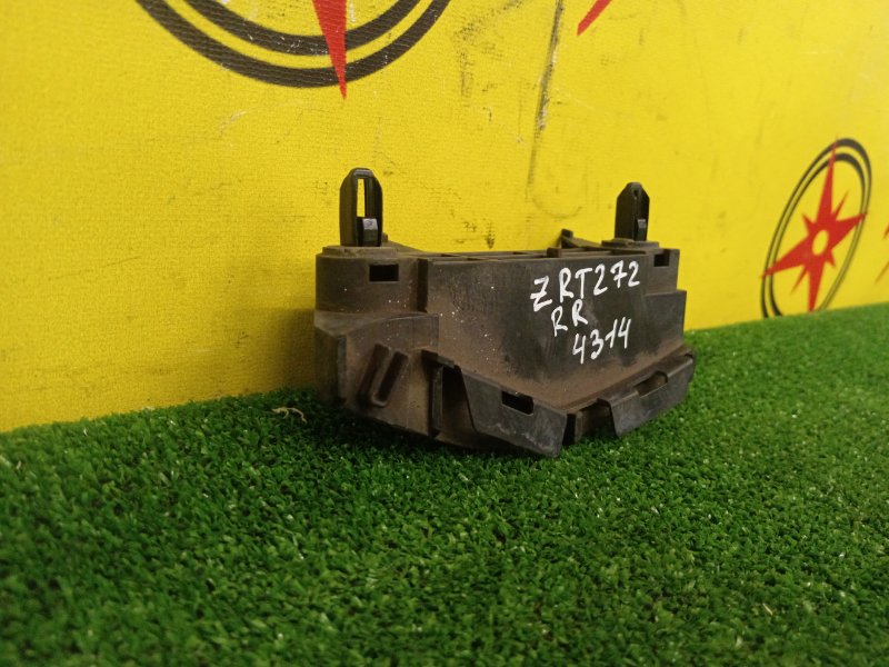 Клипса бампера, 500 рублей, Красноярск