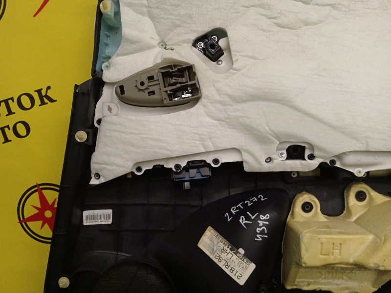 Обшивка боковой двери, 800 рублей, Красноярск