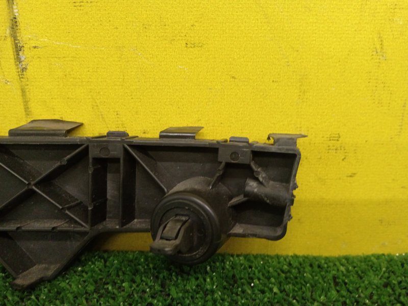 Клипса бампера, 1000 рублей, Красноярск