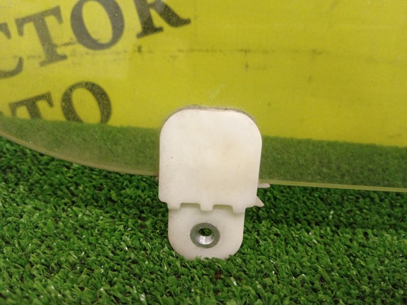 стекло боковое, 4000 рублей, Красноярск