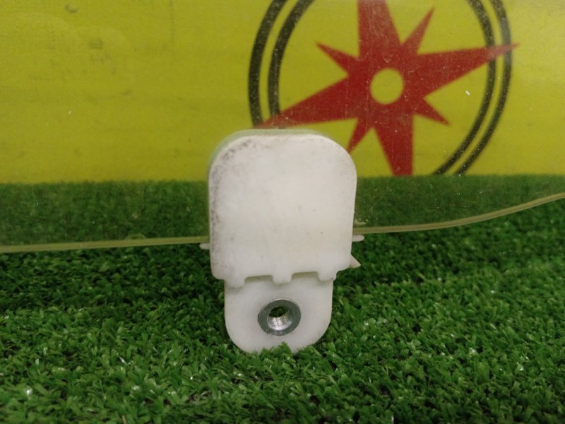 стекло боковое, 4000 рублей, Красноярск