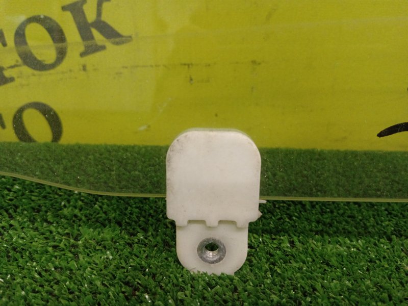 стекло боковое, 3000 рублей, Красноярск