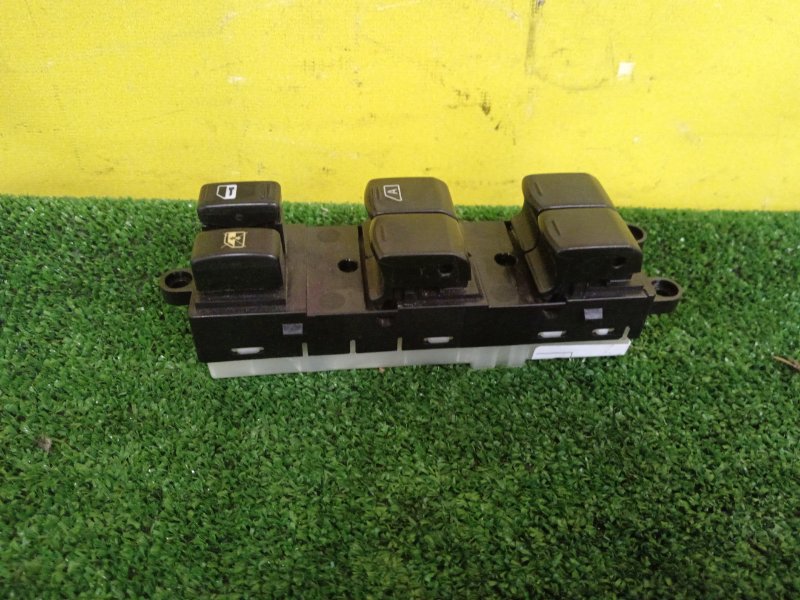 Блок управления стеклоподъемниками, 500 рублей, Красноярск