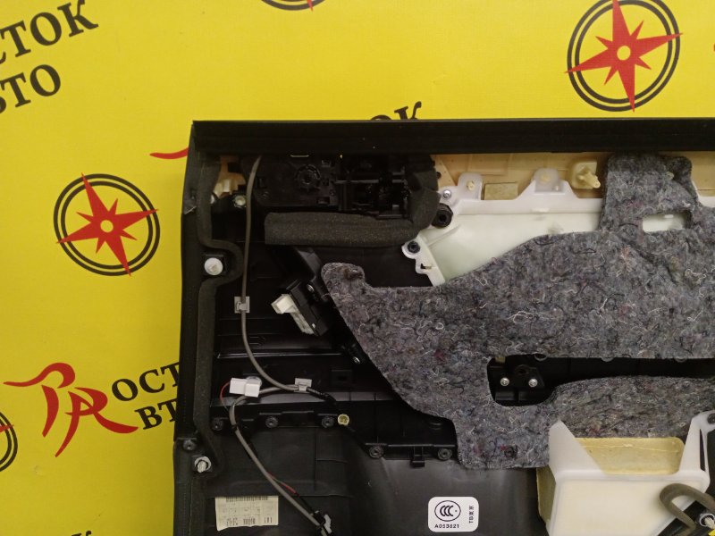 Обшивка боковой двери, 6500 рублей, Красноярск