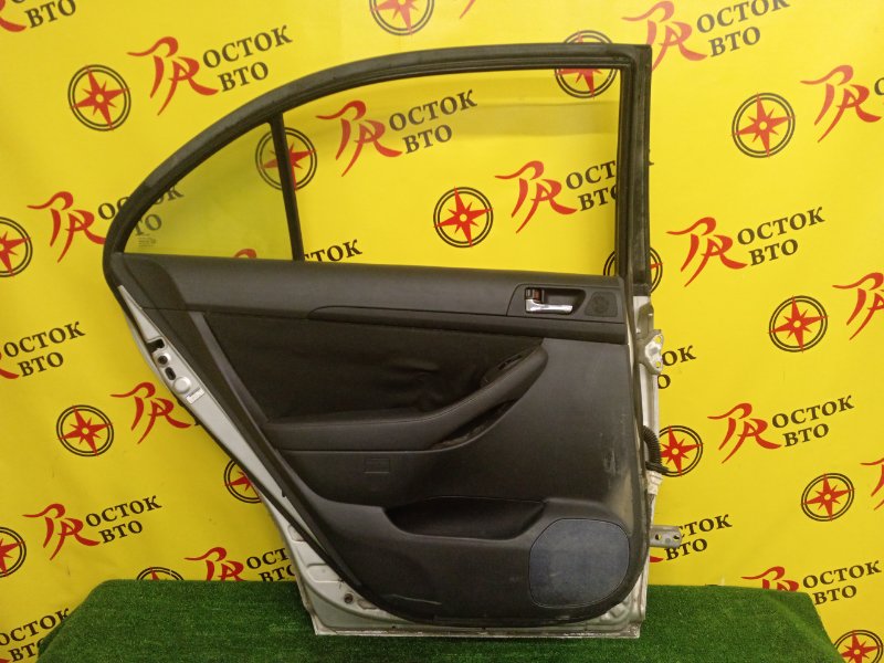 Дверь боковая, 9000 рублей, Красноярск