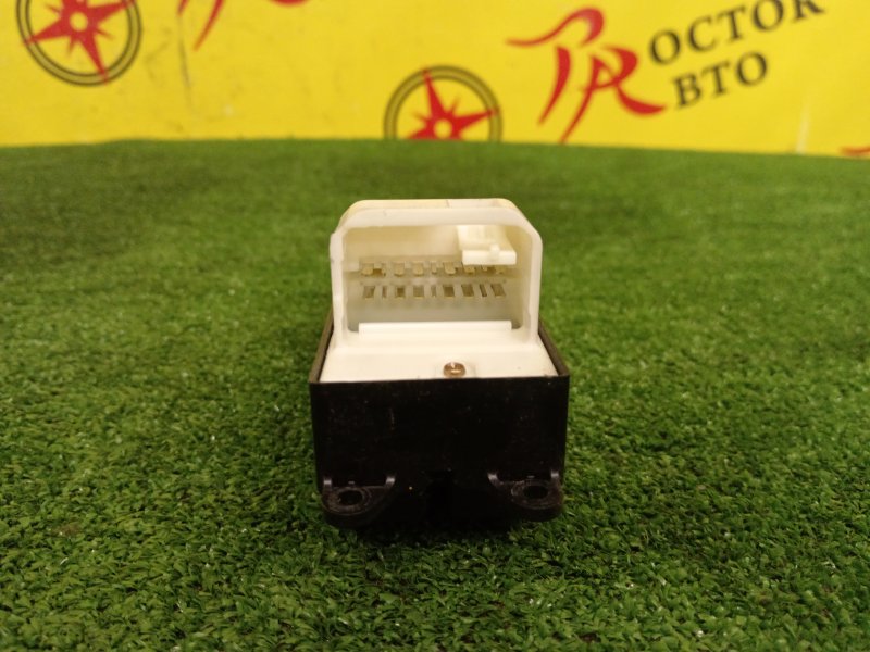 Блок управления стеклоподъемниками, 1000 рублей, Красноярск