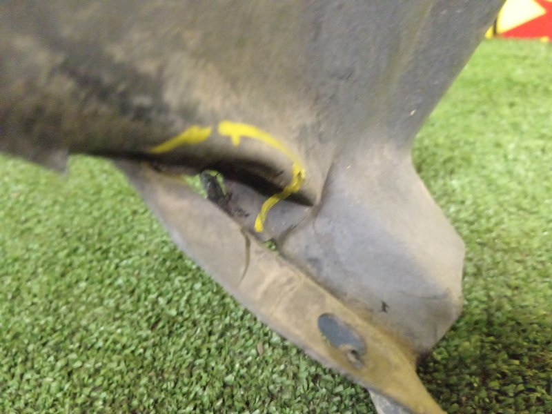 Подкрылок, 700 рублей, Красноярск