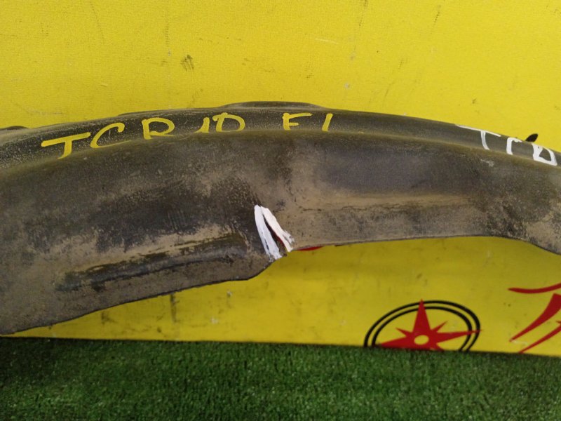 Подкрылок, 500 рублей, Красноярск