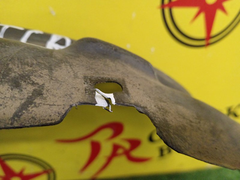 Подкрылок, 500 рублей, Красноярск