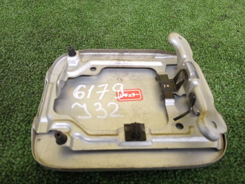 Лючок топливного бака, 800 рублей, Красноярск