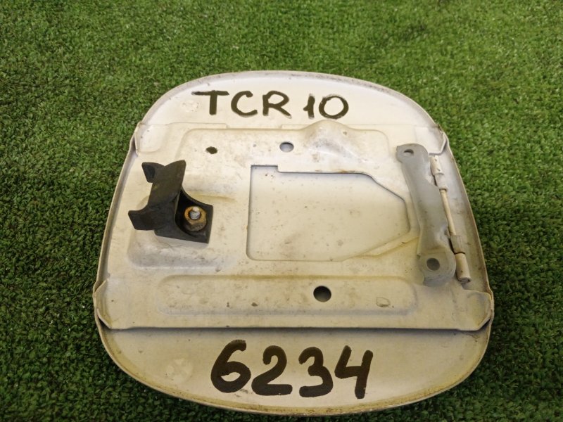 Лючок топливного бака, 300 рублей, Красноярск