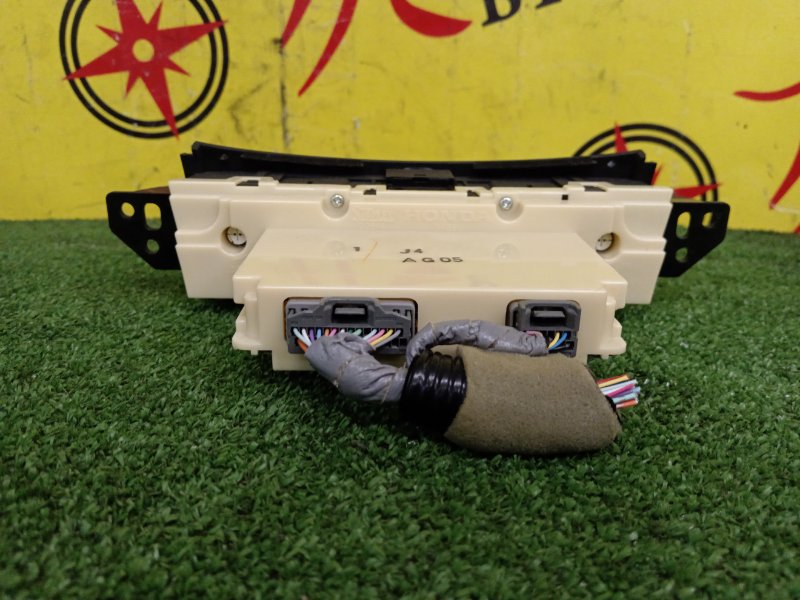 Блок управления климат-контролем, 200 рублей, Красноярск