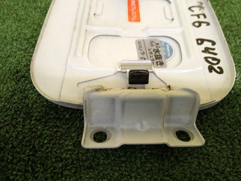 Лючок топливного бака, 500 рублей, Красноярск