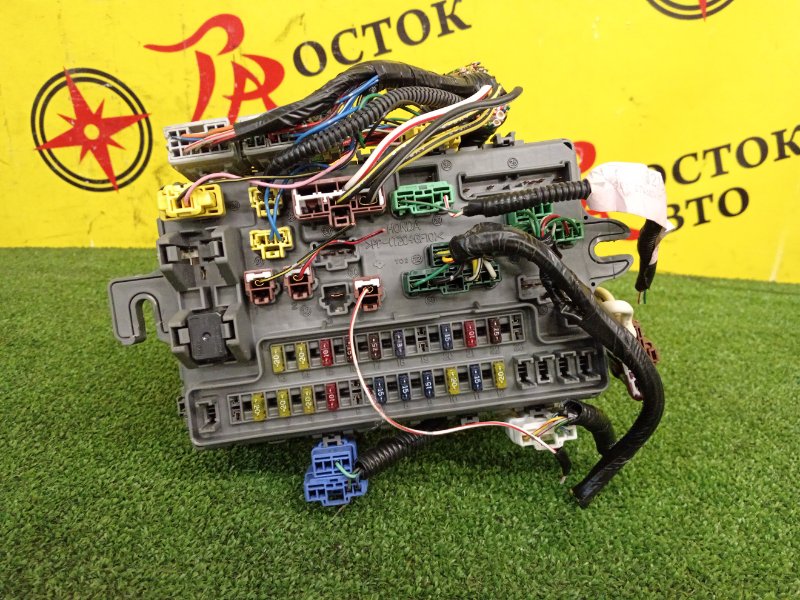 Блок предохранителей салонный, 1000 рублей, Красноярск