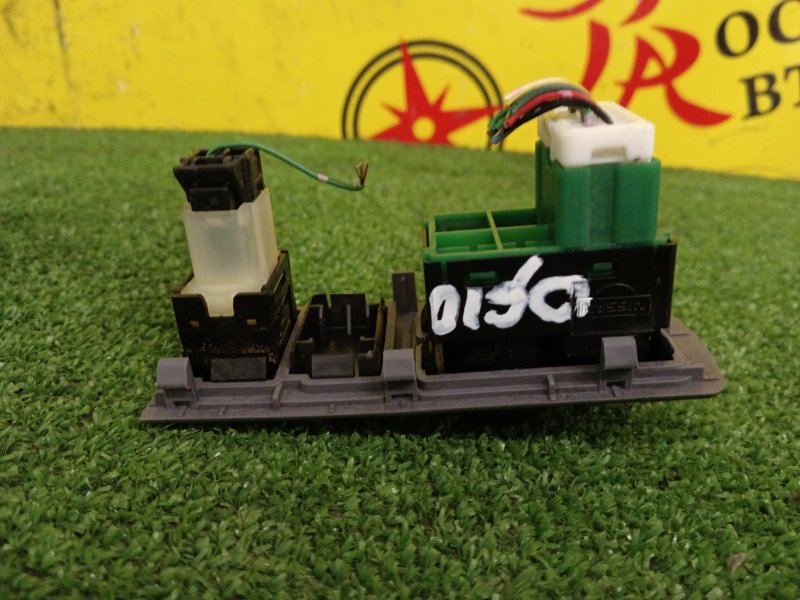 Блок управления зеркалами, 500 рублей, Красноярск