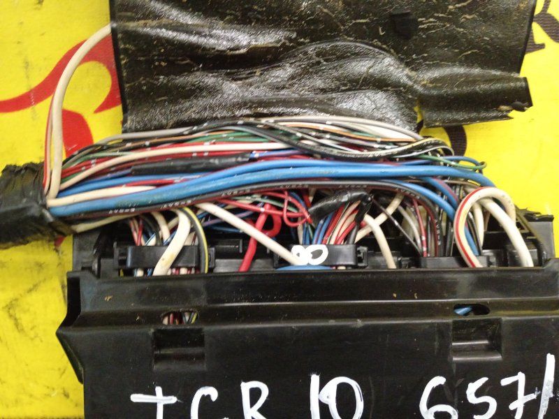 Блок предохранителей салонный, 1000 рублей, Красноярск