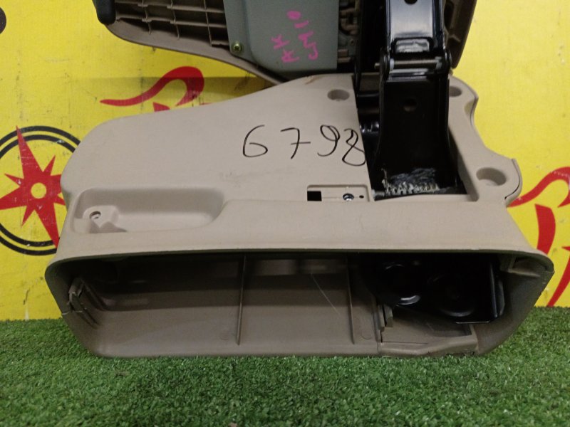 Подлокотник, 2000 рублей, Красноярск