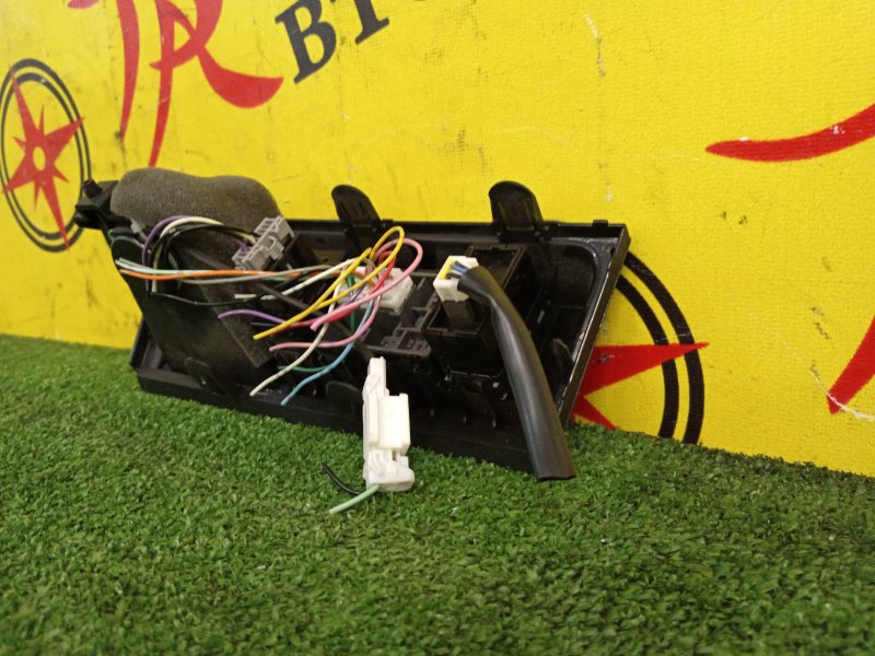 Блок управления зеркалами, 400 рублей, Красноярск