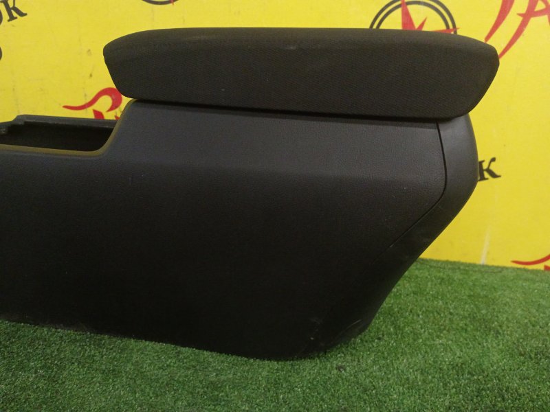 Подлокотник, 2000 рублей, Красноярск