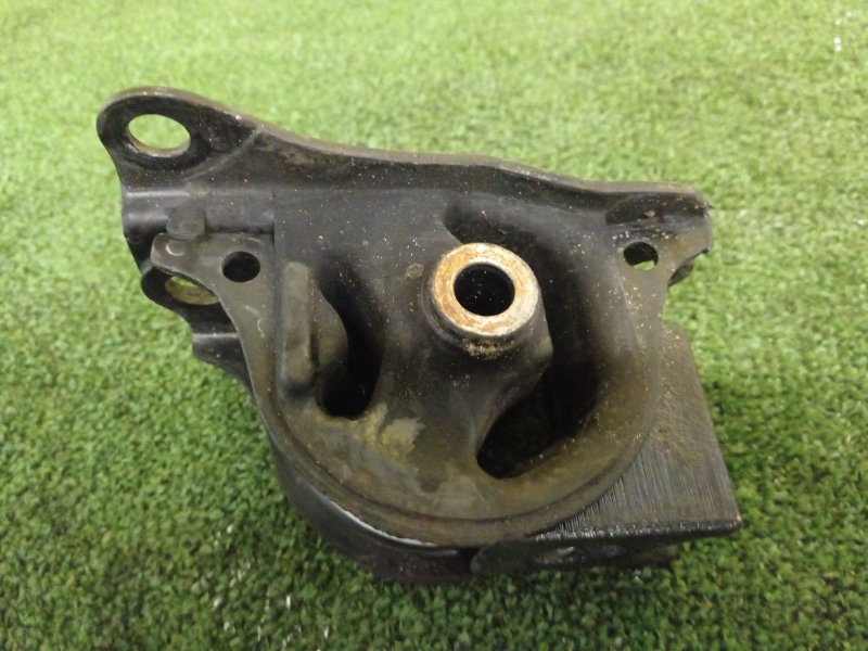 Подушка двигателя, 800 рублей, Красноярск