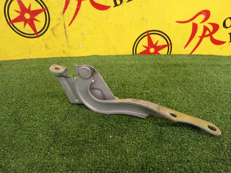 Петля капота, 2000 рублей, Красноярск