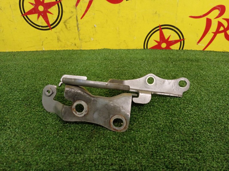 Петля капота, 300 рублей, Красноярск