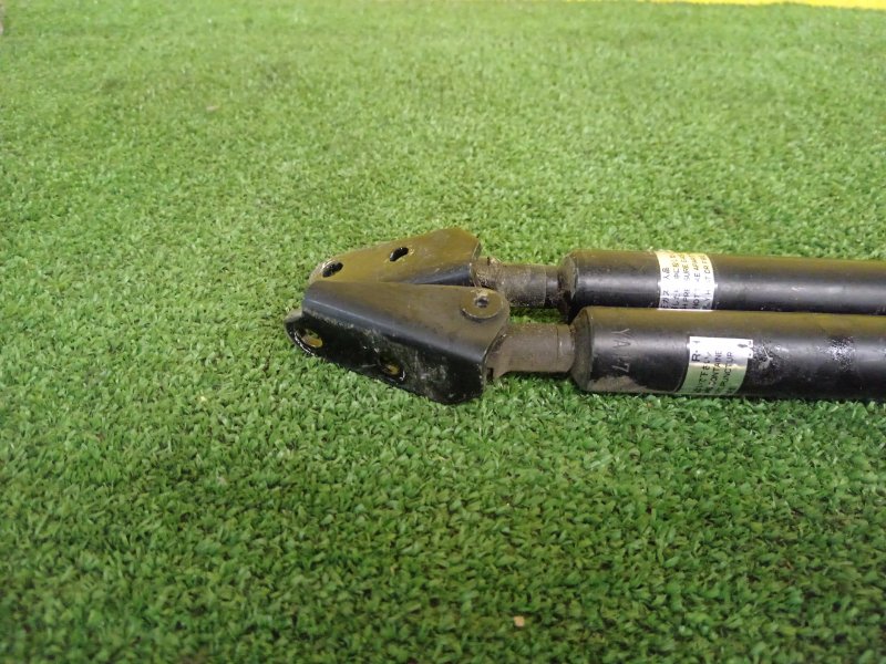 Амортизатор двери багажника, 1500 рублей, Красноярск