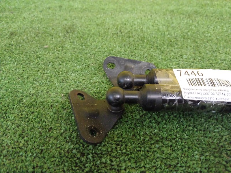 Амортизатор двери багажника, 600 рублей, Красноярск