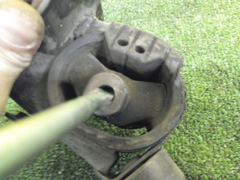 Подушка двигателя, 800 рублей, Красноярск