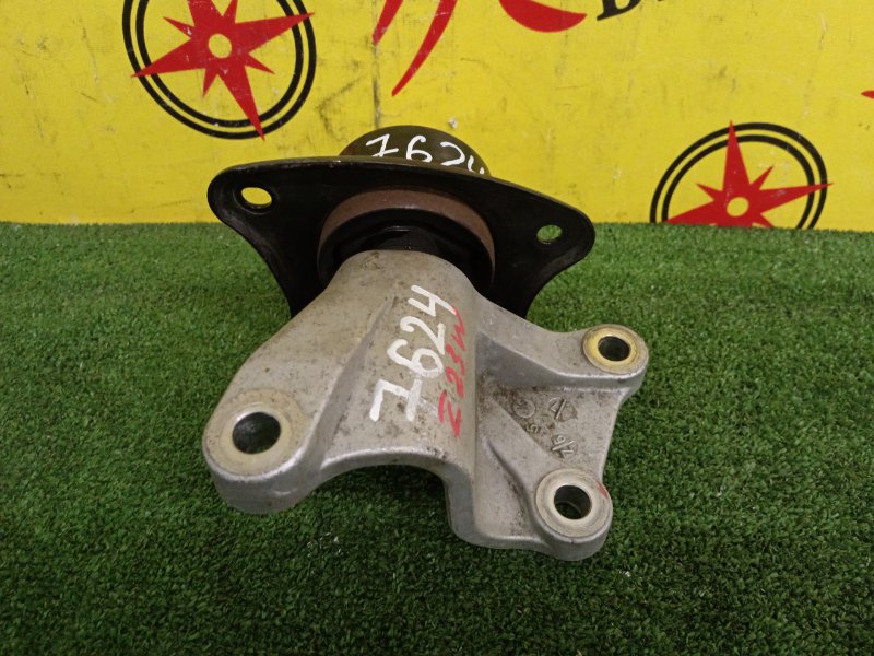 Подушка двигателя, 800 рублей, Красноярск