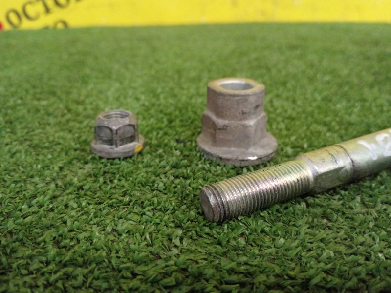 Болт развальный, 500 рублей, Красноярск