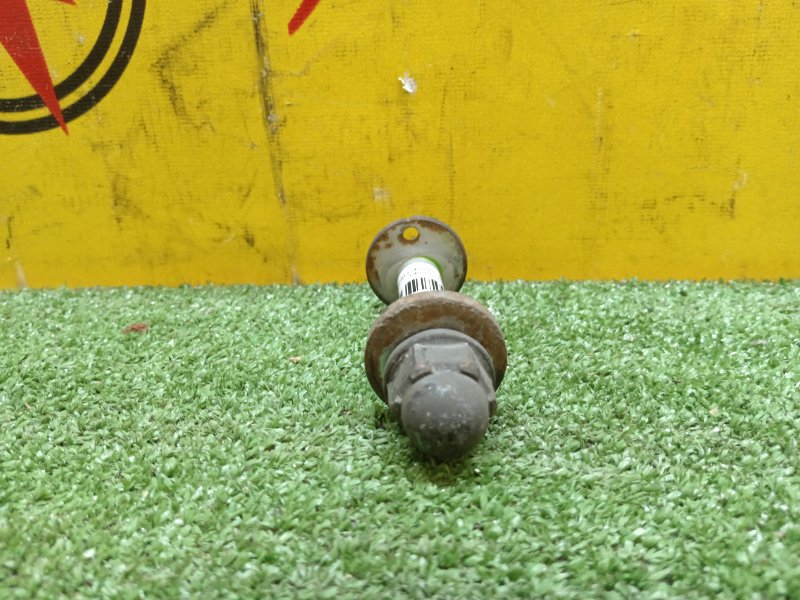 Болт развальный, 500 рублей, Красноярск