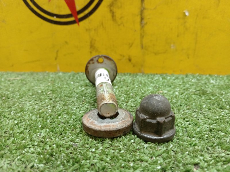 Болт развальный, 500 рублей, Красноярск