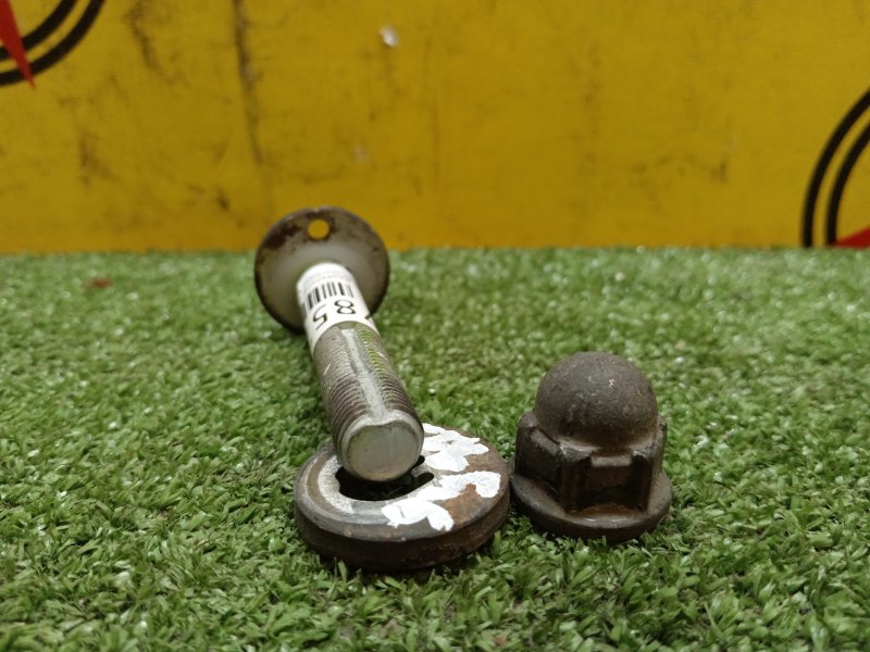 Болт развальный, 500 рублей, Красноярск