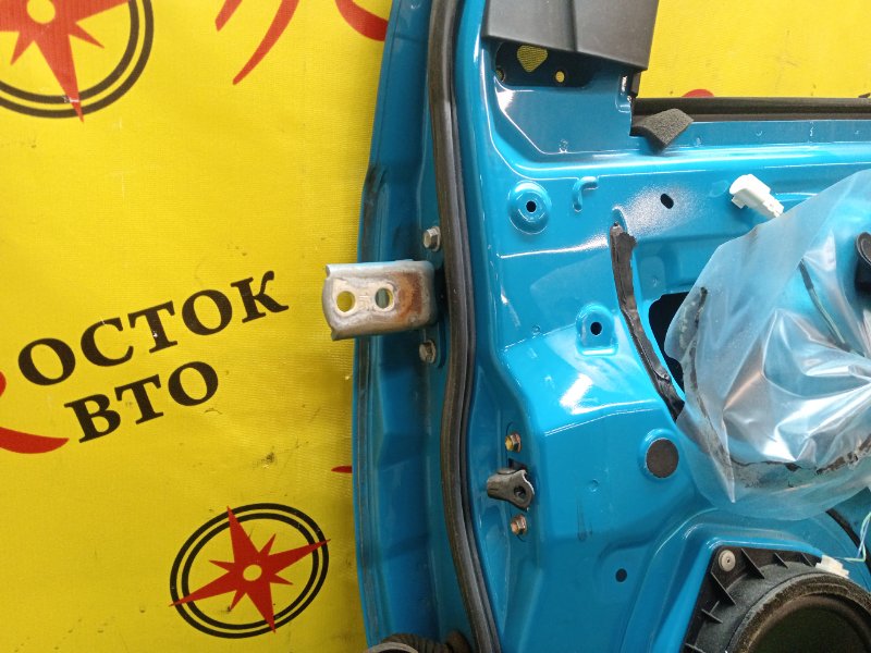 Дверь боковая, 14000 рублей, Красноярск