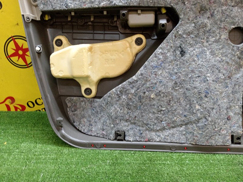 Обшивка боковой двери, 500 рублей, Красноярск