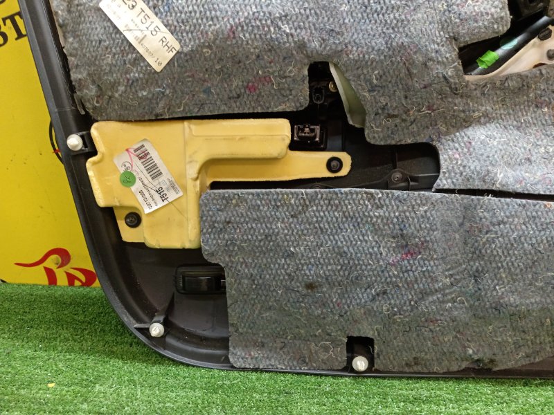 Обшивка боковой двери, 500 рублей, Красноярск