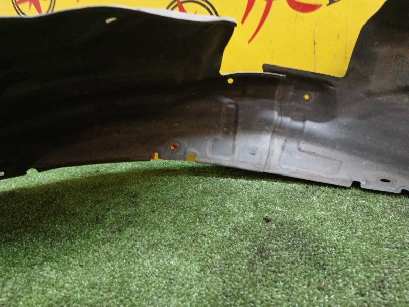 Подкрылок, 500 рублей, Красноярск