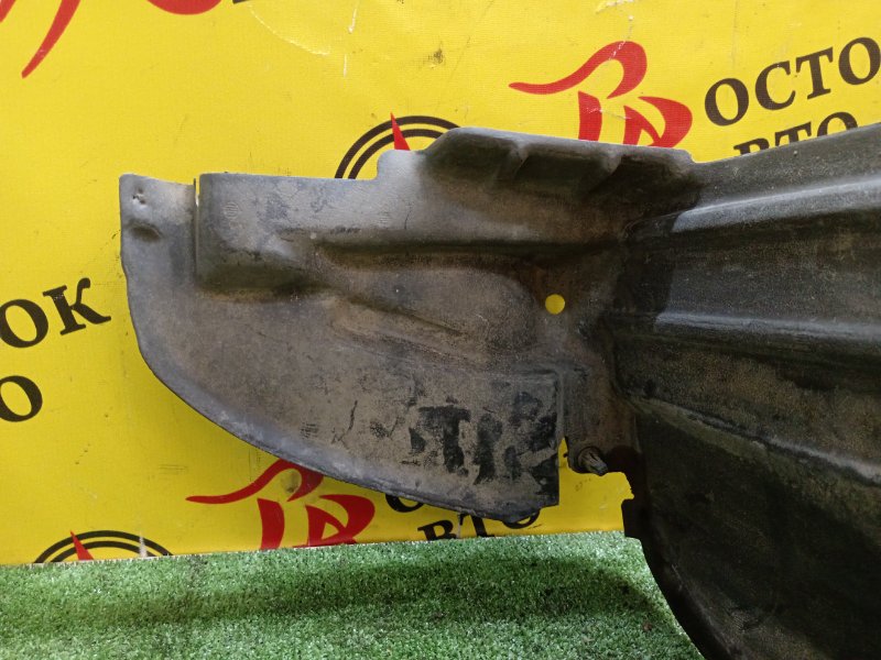 Подкрылок, 2000 рублей, Красноярск