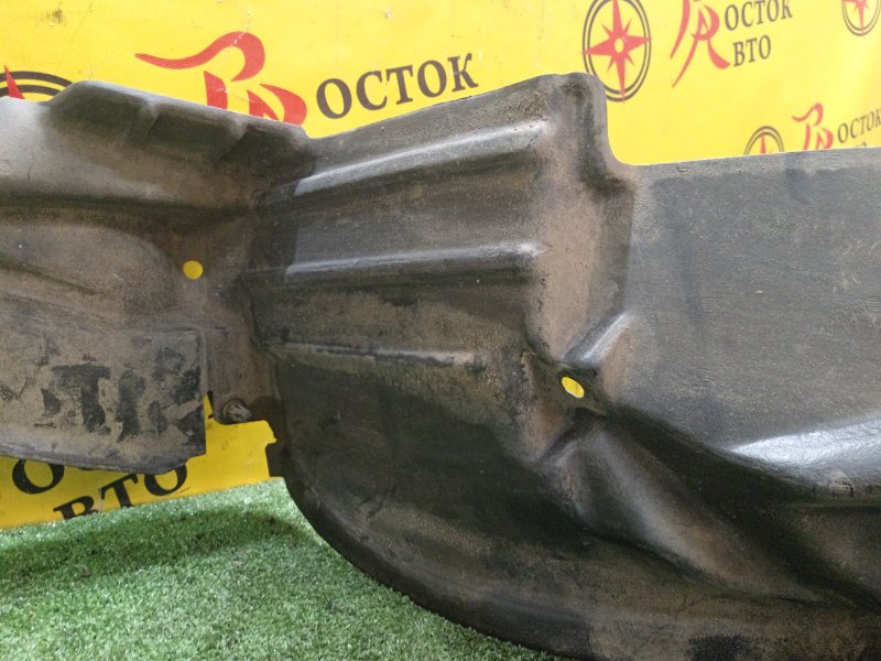 Подкрылок, 2000 рублей, Красноярск