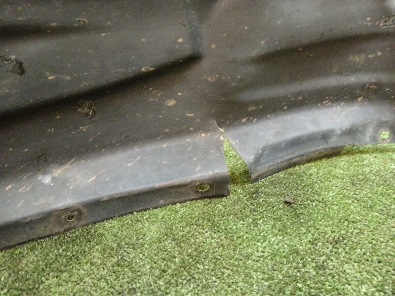 Подкрылок, 600 рублей, Красноярск