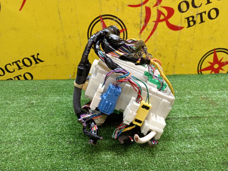 Блок предохранителей салонный, 2000 рублей, Красноярск