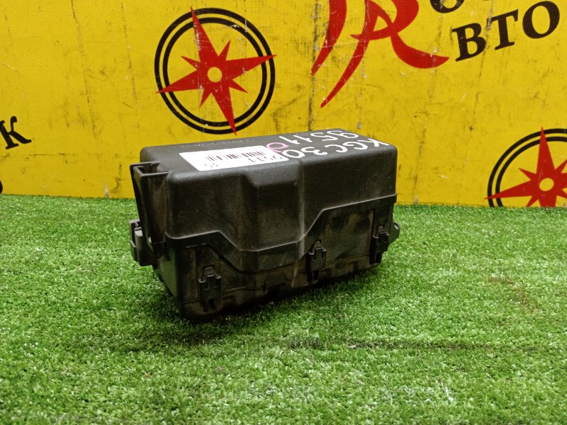 Блок предохранителей под капот, 2000 рублей, Красноярск